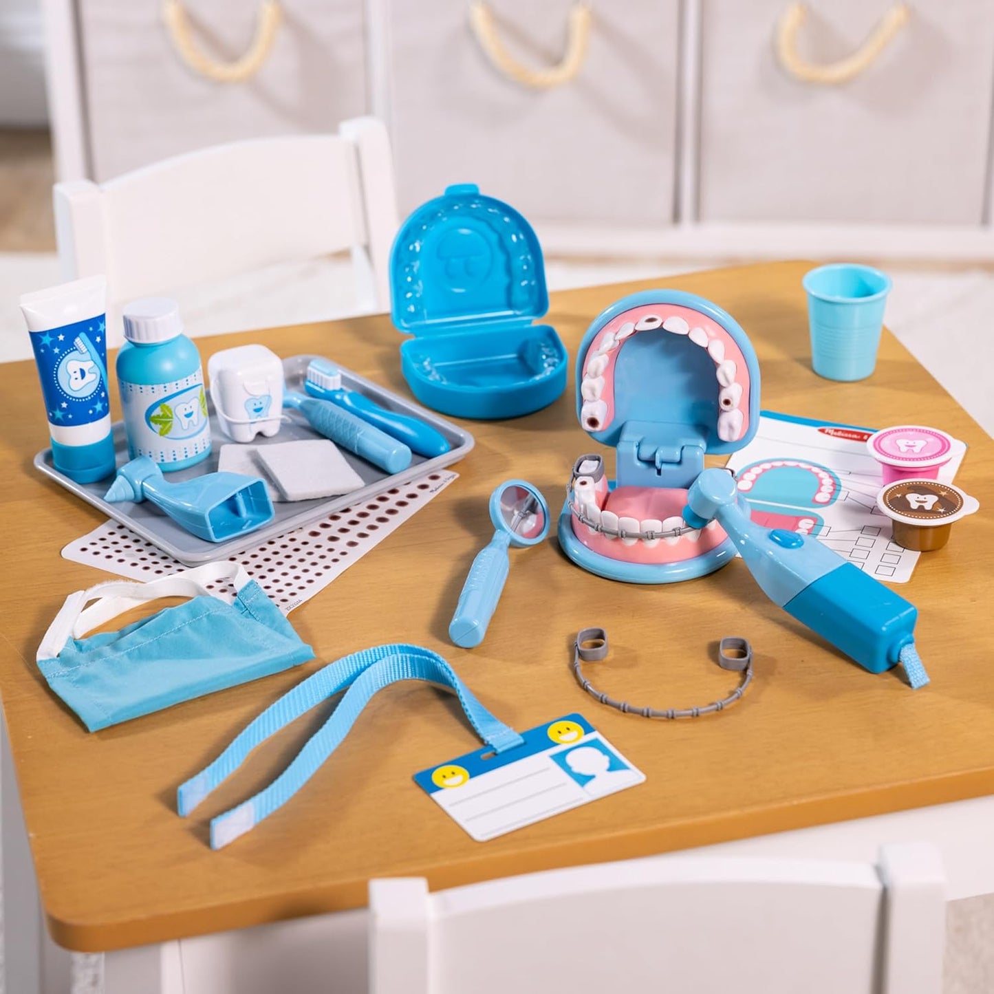 Melissa & Doug Super Smile Dentist Kit With Pretend Play Set of Teeth And Dental Accessories (25 Toy Pieces) Pretend Dentist Play Set, For Kids Ages 3+