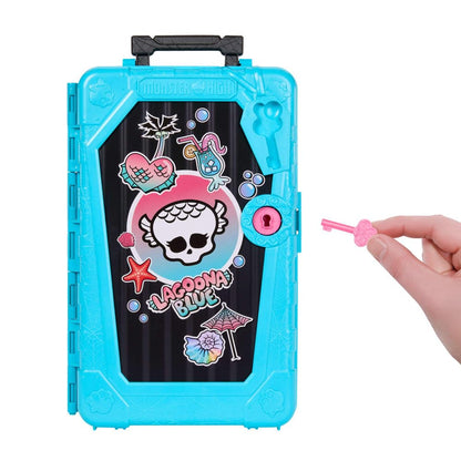 Monster High Skulltimate Secrets Draculaura Doll and Accessories Set, Destination: Gore-geous Oasis with Suitcase and 19+ Surprises Like Clothes