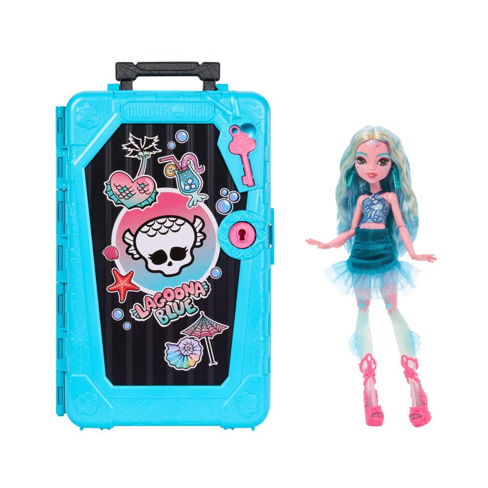 Monster High Skulltimate Secrets Draculaura Doll and Accessories Set, Destination: Gore-geous Oasis with Suitcase and 19+ Surprises Like Clothes