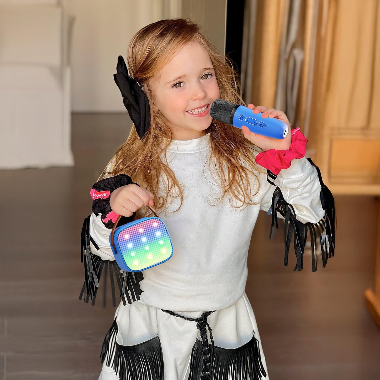 Karaoke Machine for Kids, Portable Mini Speaker with 2 Wireless Microphones, TOP Kids Gifts for Girls Ages 3, 4, 5, 6, 7, 8, 9, 10, 11, 12 +Years Old, 4-12th Christmas Birthday Toy Party (Purple)